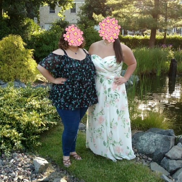 Floral Formal Dress - Picture 4 of 4